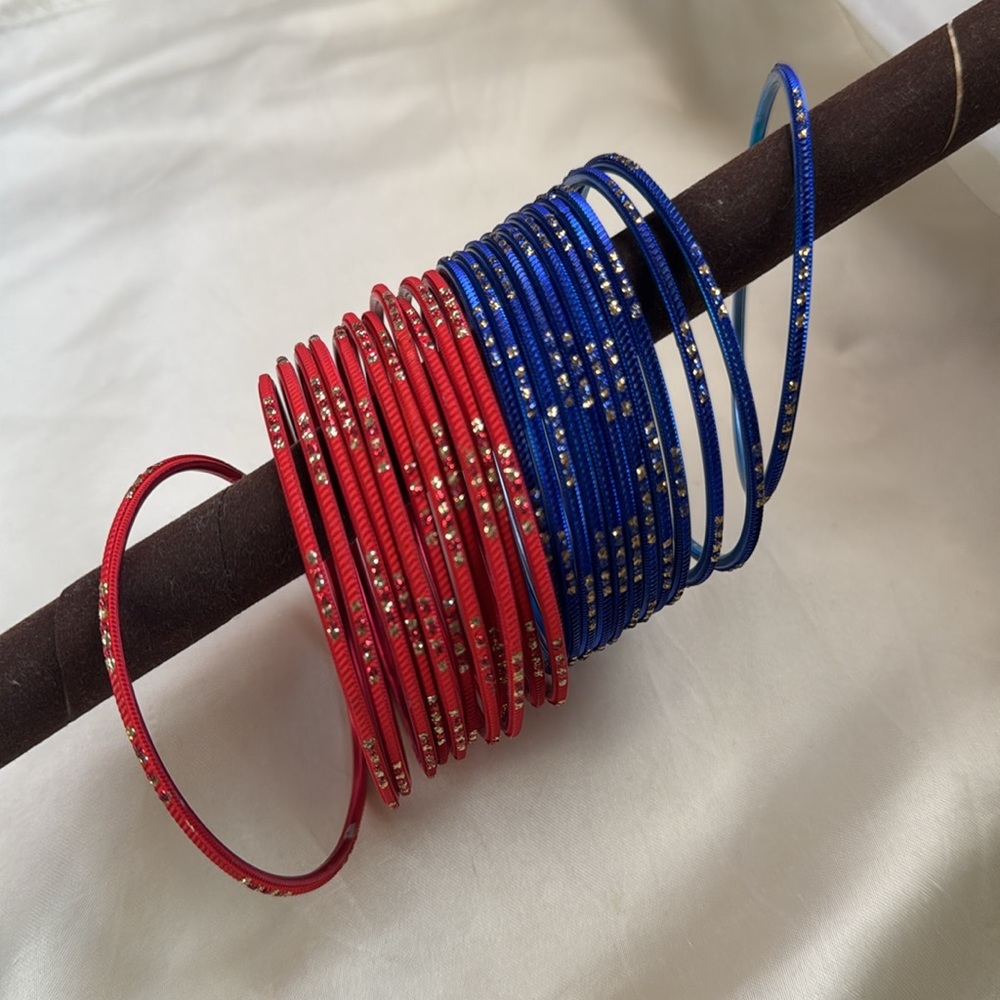 🌸Reddish Orange and Blue with golden design Bangles (Bracelets)🌸 - Picture 4 of 8